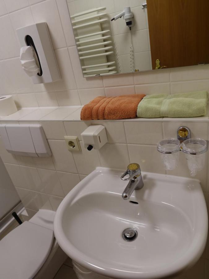 Adler-Hotel Delitzsch Εξωτερικό φωτογραφία