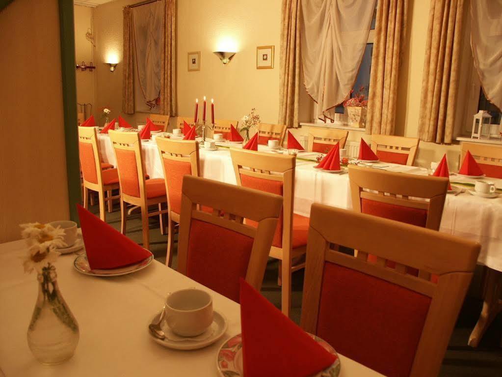 Adler-Hotel Delitzsch Εξωτερικό φωτογραφία
